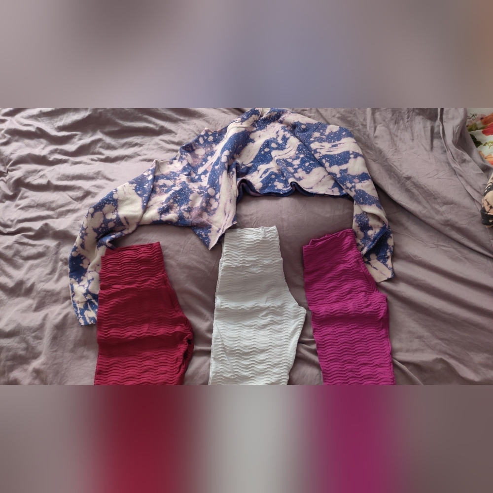 Booty by Brabants leggings and Acidi Tees
